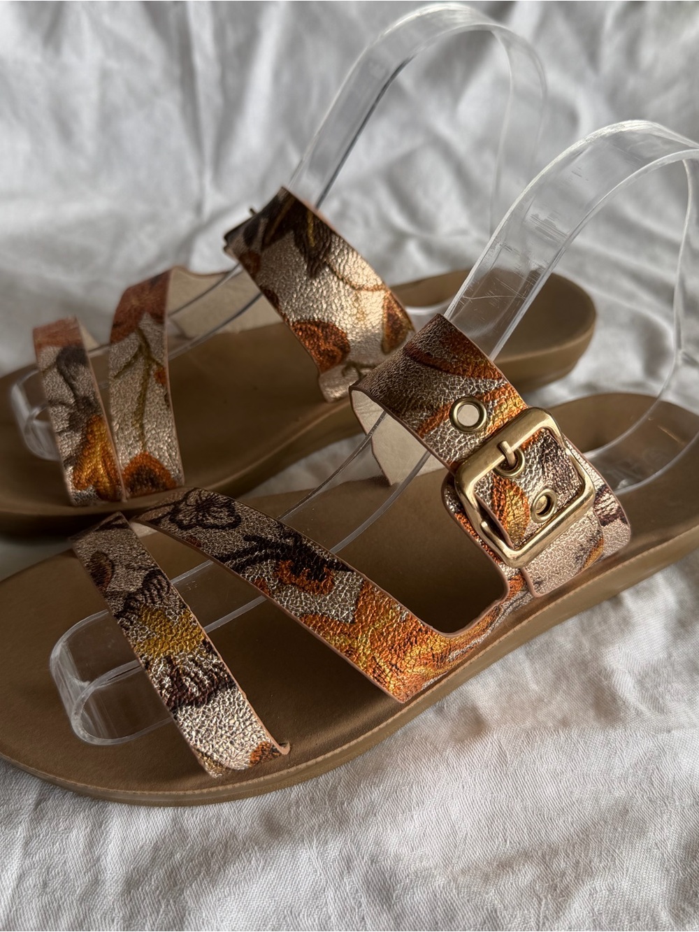 Womens size 40 Alberto Metallic Floral Buckle Sandals in Bronze